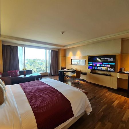 Jw Marriott Hotel Chandīgarh Exterior foto